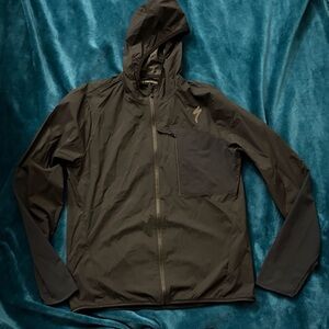 Specialized women’s black Hooded Windbreaker
